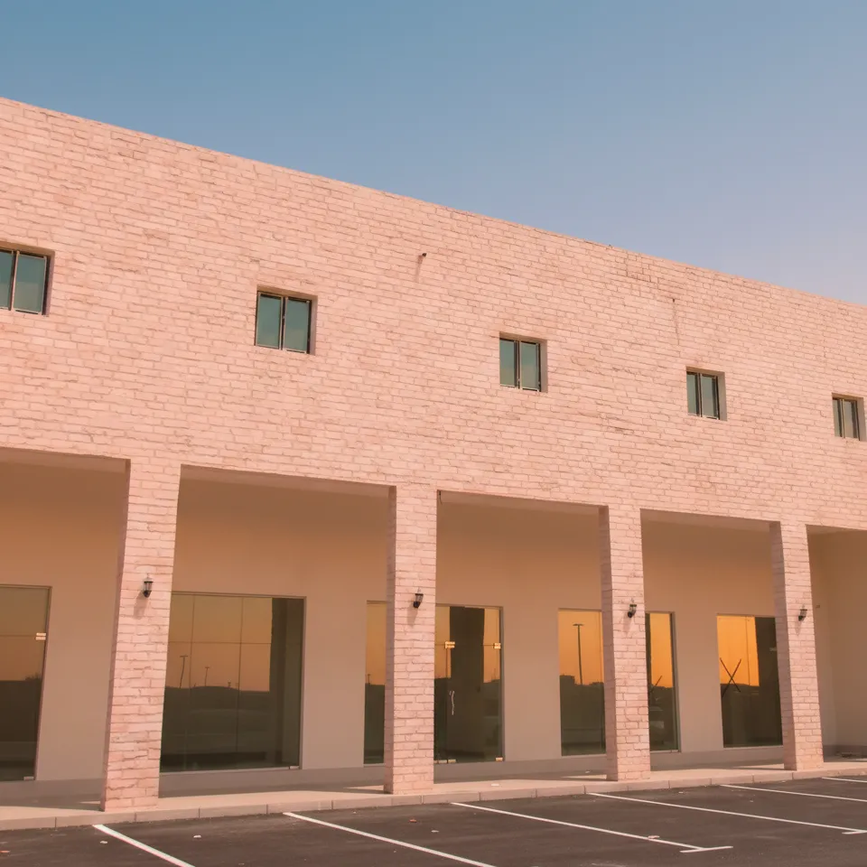 المباني التجارية في أبوظبي